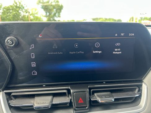 Certified 2025 Chevrolet TrailBlazer LT FWD image 30