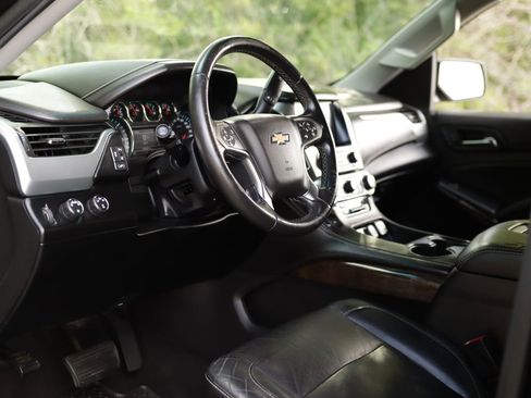 Used 2015 Chevrolet Suburban LT AWD/4WD image 9