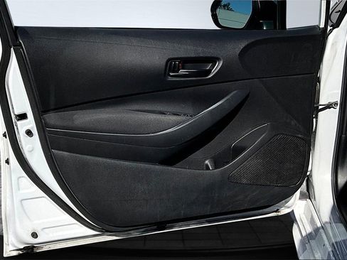 Used 2023 Toyota Corolla LE image 23