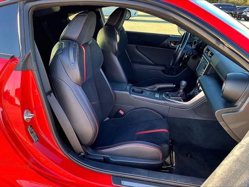 Used 2022 Subaru BRZ Limited image 8