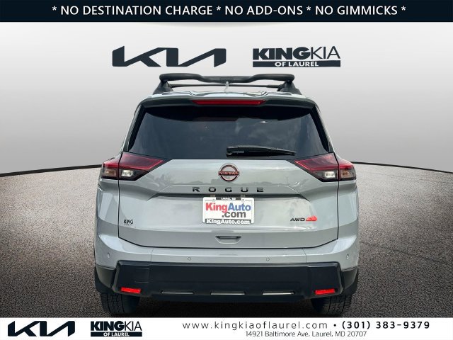 Used 2025 Nissan Rogue SV w/ Rock Creek Premium Package AWD/4WD image 24