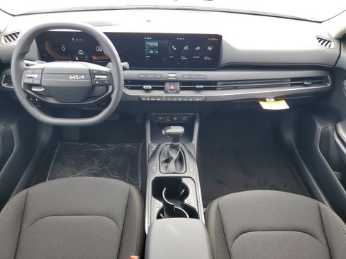 New 2026 Kia K4 LX image 28