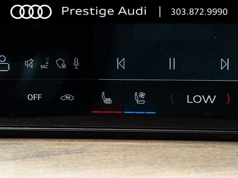 Used 2025 Audi Q5 Premium Plus w/ Premium Plus AWD/4WD image 18