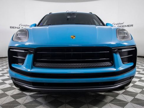 Used 2022 Porsche Macan AWD/4WD image 5