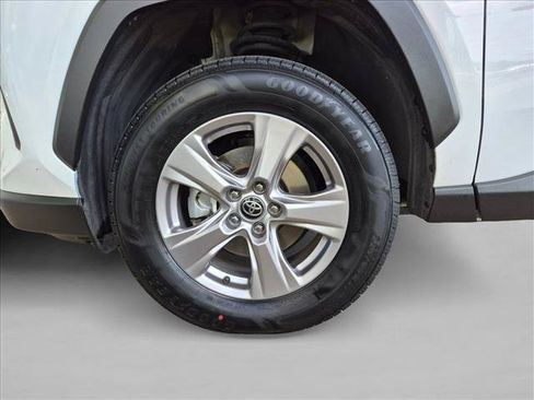 Certified 2025 Toyota RAV4 XLE AWD/4WD image 20