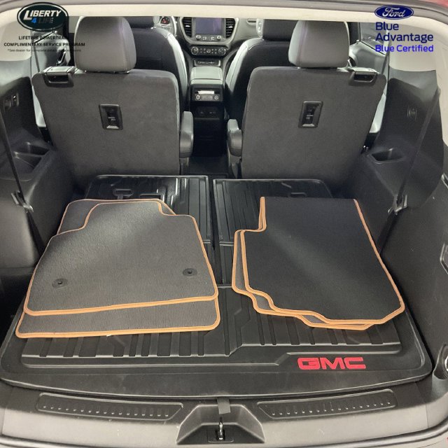 Used 2023 GMC Acadia AT4 w/ Preferred Package AWD/4WD image 17