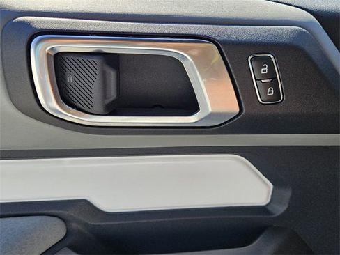 Certified 2023 Ford Bronco Badlands image 29