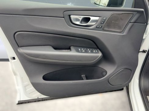 Certified 2025 Volvo XC60 T8 Ultra w/ Climate Package image 21