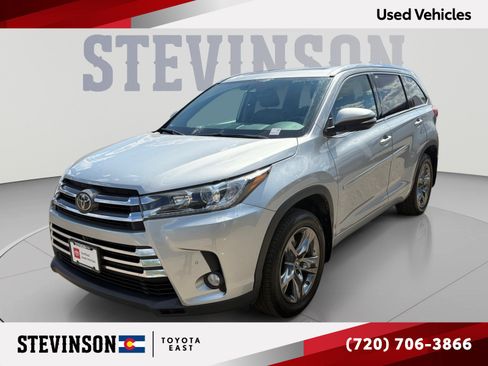 Used 2018 Toyota Highlander Limited Platinum AWD/4WD image 1