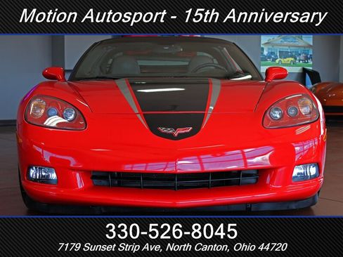 Used 2008 Chevrolet Corvette Coupe w/ Roof Package RWD image 3