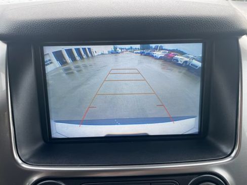 Used 2018 Chevrolet Suburban LT w/ LT Signature Package AWD/4WD image 14