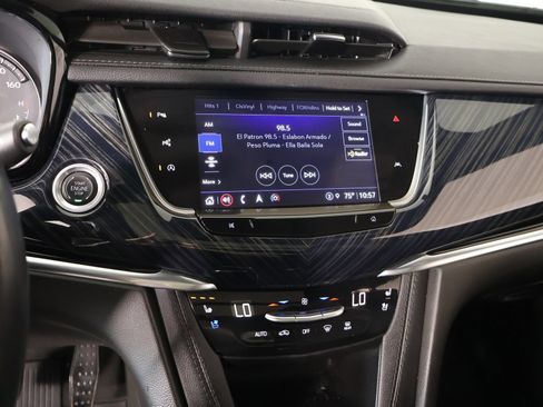 Used 2024 Cadillac XT6 Premium Luxury w/ Technology Package FWD image 5