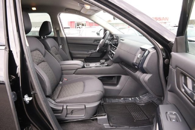 Certified 2026 Nissan Pathfinder SV AWD/4WD image 28
