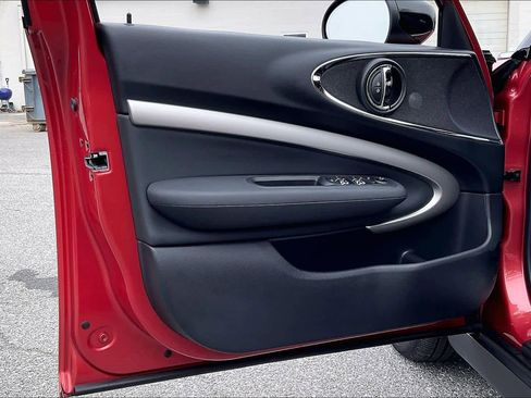 Used 2024 MINI Cooper Clubman S image 23