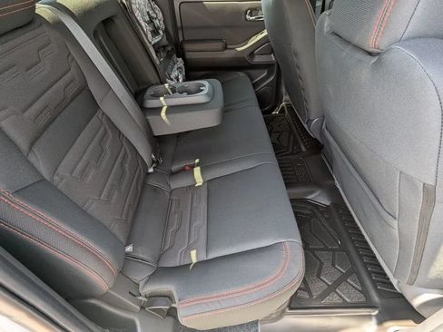 Certified 2025 Nissan Frontier PRO-4X AWD/4WD image 14