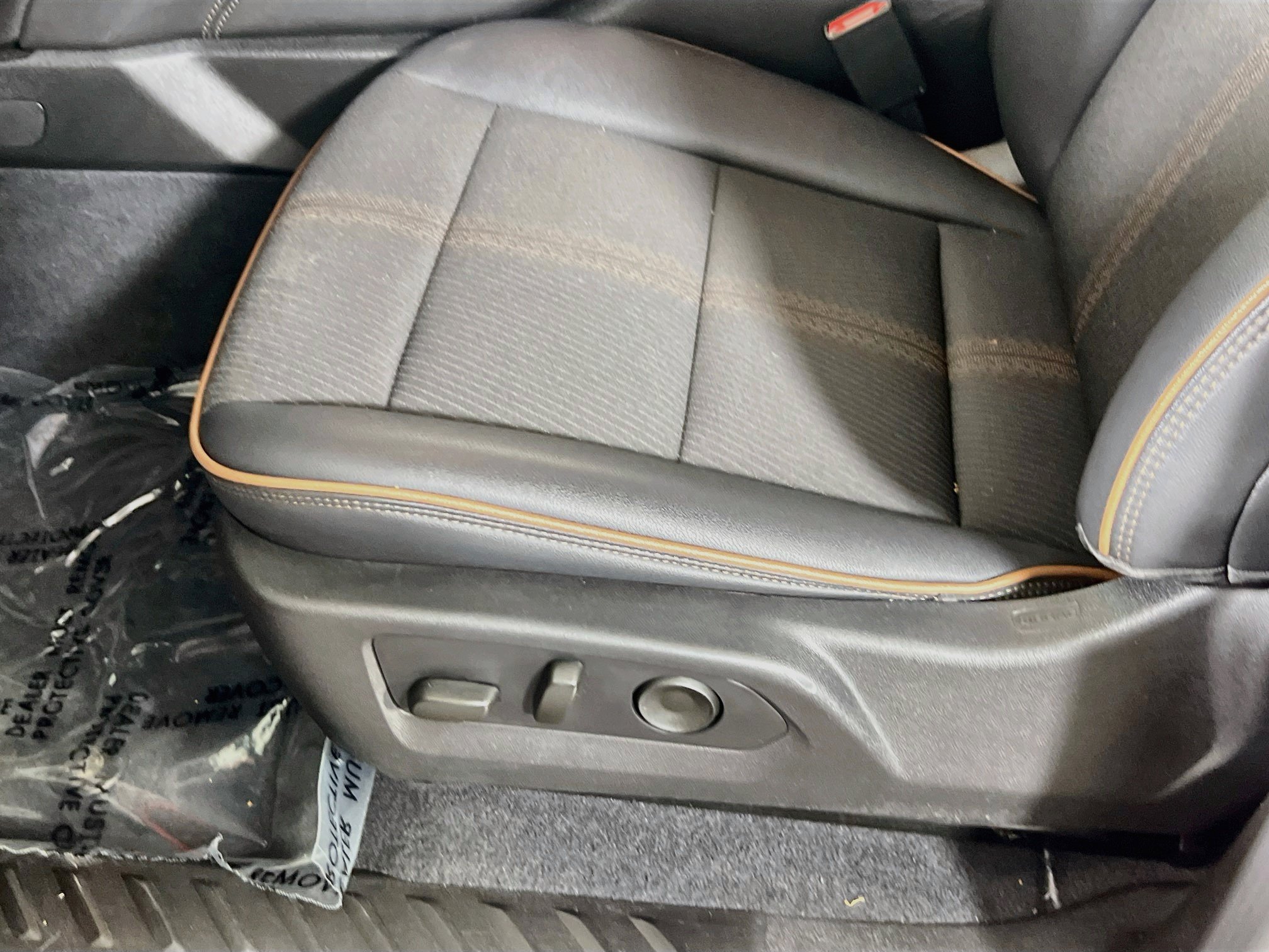 Used 2024 GMC Canyon AT4 AWD/4WD image 19