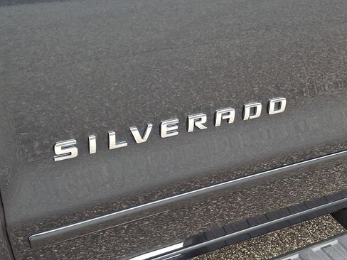 Used 2017 Chevrolet Silverado 1500 LT w/ All Star Edition image 30