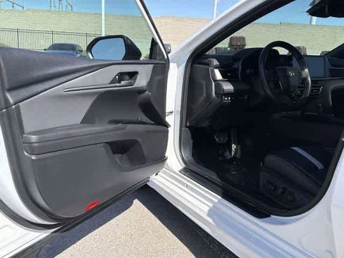 Used 2025 Toyota Camry SE w/ Multimedia Upgrade Package FWD image 10