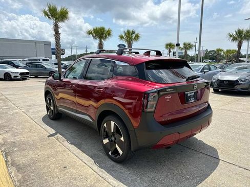 New 2025 Nissan Kicks SR image 4