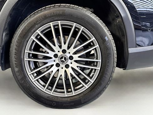 Used 2026 Mercedes-Benz GLC 300 4MATIC image 29