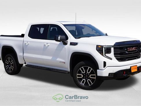 Certified 2026 GMC Sierra 1500 AT4 w/ Technology Package AWD/4WD image 1
