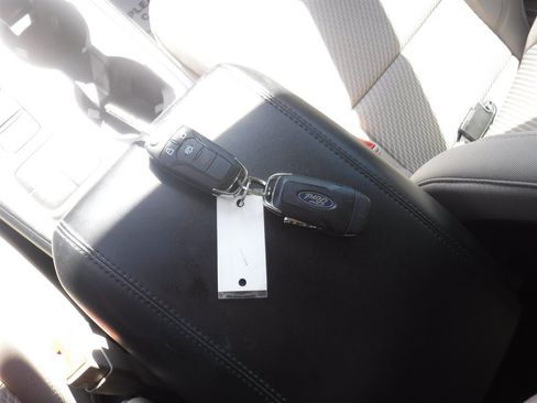 Used 2020 Ford Explorer 2WD image 23