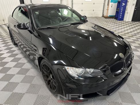 Used 2010 BMW M3 Convertible RWD image 10