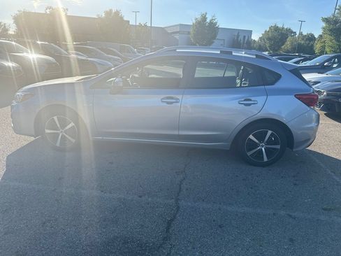 Used 2019 Subaru Impreza 2.0i Premium AWD/4WD image 8