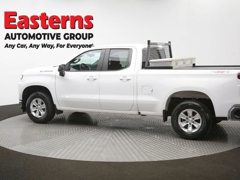 Used 2021 Chevrolet Silverado 1500 LT AWD/4WD image 64