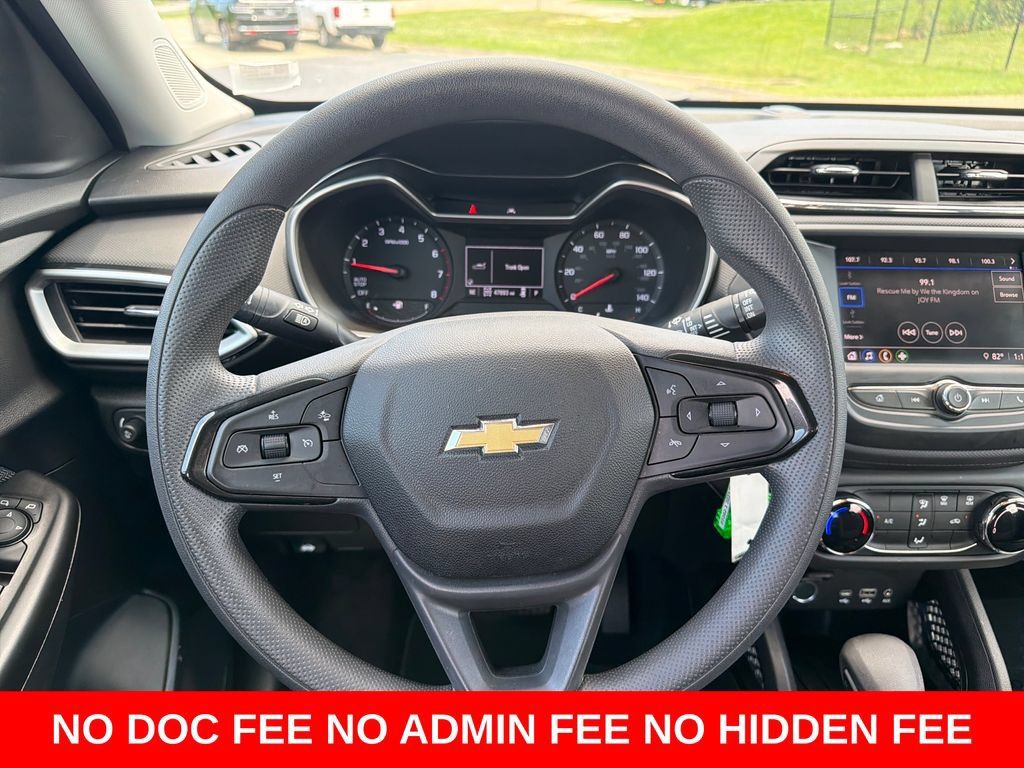 Used 2021 Chevrolet TrailBlazer LS AWD/4WD image 15