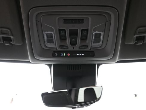 Used 2023 GMC Sierra 1500 Denali w/ Denali Reserve Package AWD/4WD image 28