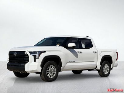 New 2026 Toyota Tundra SR5 w/ SR5 Premium Package