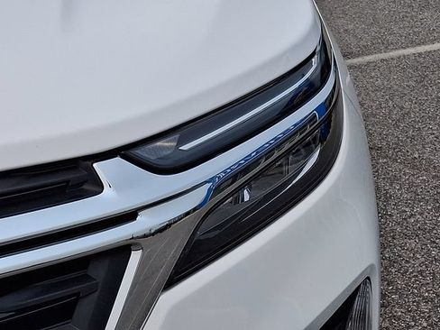 Certified 2024 Chevrolet Equinox LT FWD image 9