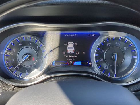 Used 2018 Chrysler 300 Limited w/ Safetytec Plus Group AWD/4WD image 14