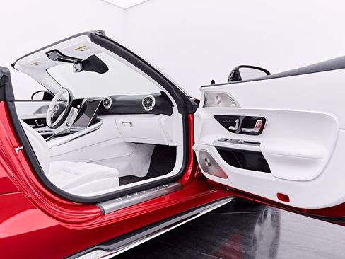Used 2026 Mercedes-Benz Maybach SL 680 image 46