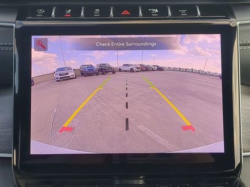 New 2025 Jeep Grand Cherokee Limited w/ Black Appearance Package image 25