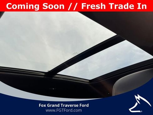 Used 2024 Jeep Grand Cherokee L Overland w/ Trailer Tow Package image 13