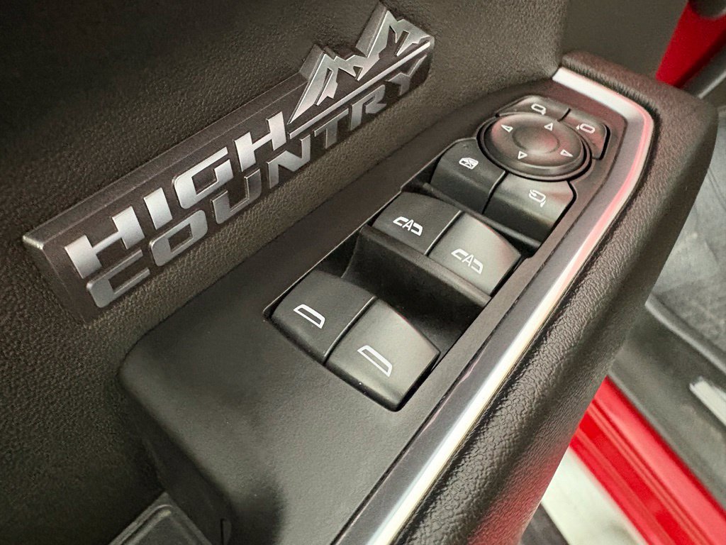 Used 2022 Chevrolet Silverado 1500 High Country w/ High Country Premium Package RWD image 25