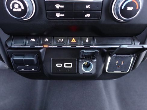 Used 2023 Chevrolet Silverado 1500 Custom w/ LPO, Dark Essentials Package image 39