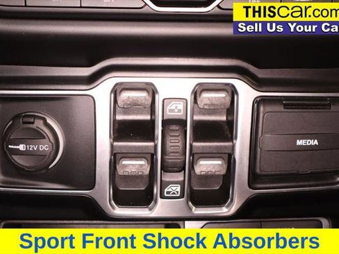 Used 2022 Jeep Gladiator Overland AWD/4WD image 22