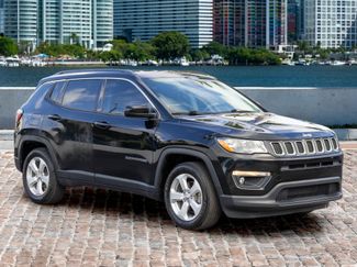 Used 2020 Jeep Compass Latitude video 3