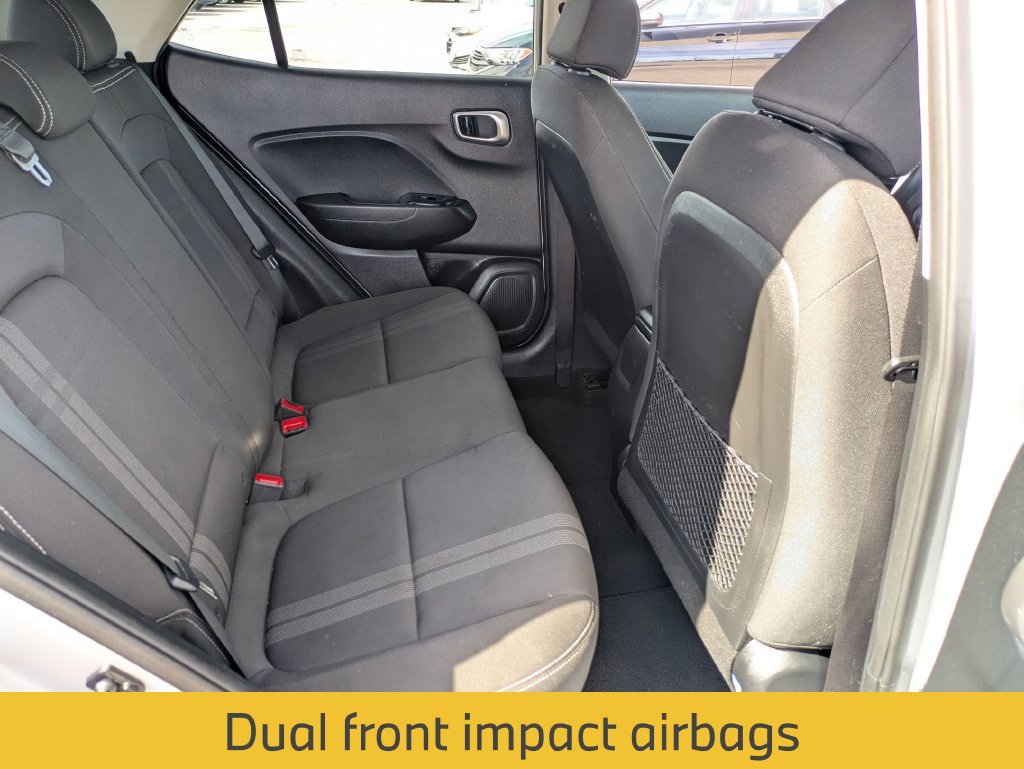 Used 2022 Hyundai Venue SEL FWD image 26