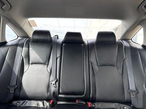 Used 2024 Honda Accord Touring image 12