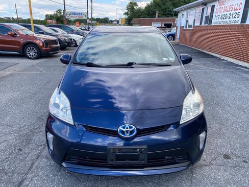 Used 2013 Toyota Prius Two FWD image 2