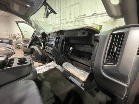 Used 2015 Chevrolet Silverado 2500 LT w/ LT Convenience Package image 15