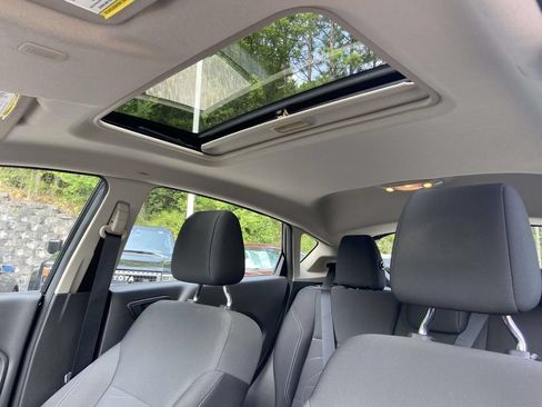 Used 2019 Ford Fiesta SE FWD image 17