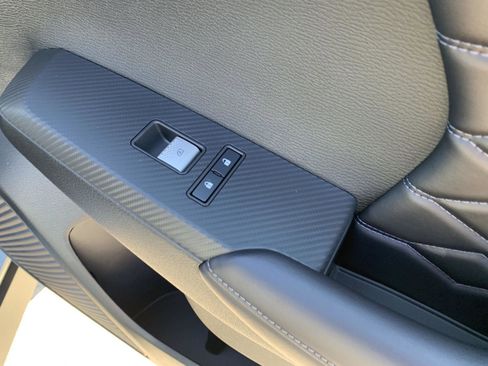 New 2025 Mitsubishi Outlander SEL image 31