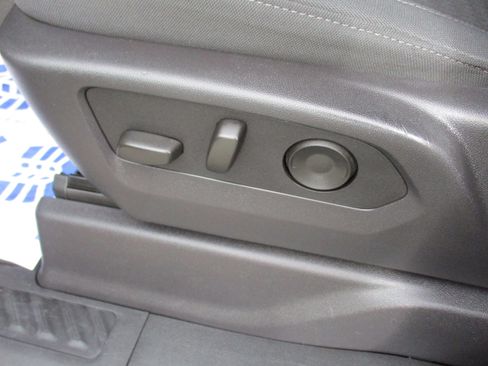 Certified 2024 Chevrolet Silverado 1500 Custom w/ Dark Appearance Package AWD/4WD image 16