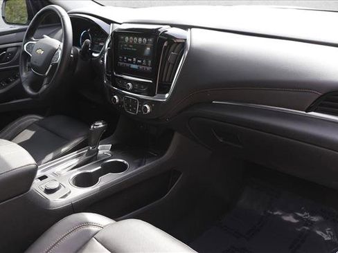 Used 2018 Chevrolet Traverse Premier w/ Redline Edition AWD/4WD image 29