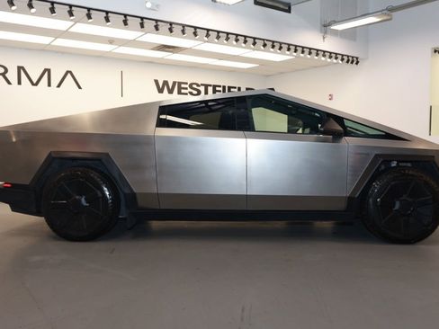 Used 2024 Tesla Cybertruck Cyberbeast image 8